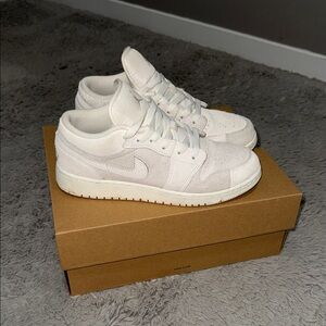 Air Jordan 1 Low Women's Sneakers